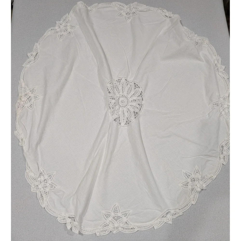 Pfaltzgraff Table Runners Round Lace Tablecloth Set 3pc White Floral  Excellent